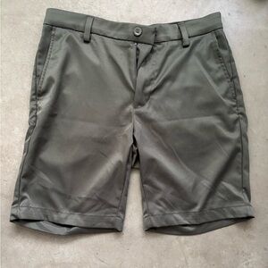 Men’s Dark Green Amazon Essentials Shorts - Size: 31